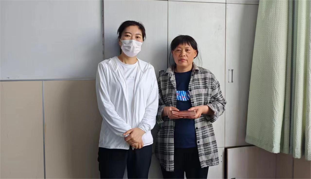 李時珍醫(yī)藥集團滴水互助金獻溫情
